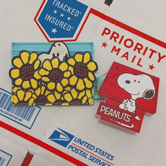 Credit Card Wallet - Picture 2 of 5